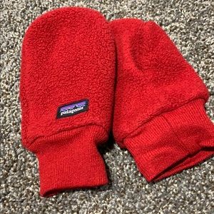 Patagonia Baby Pita Pocket Mittens